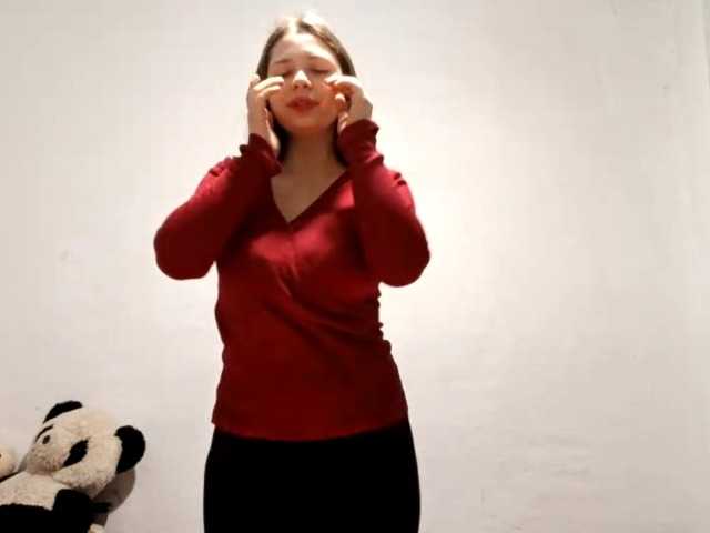 GeniaRhein's BongaCams show and profile