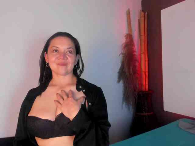 Mila-toro Live Webcam on BongaCams