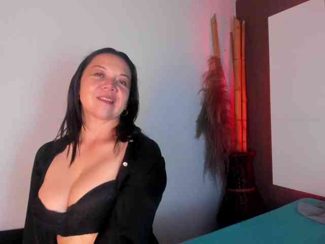 Mila-toro Live Webcam on BongaCams