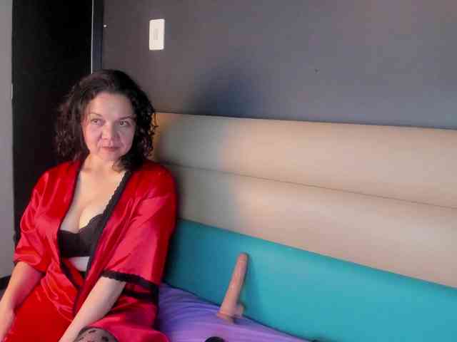 Mila-toro Live Webcam on BongaCams