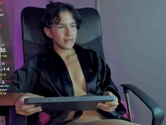 KatyaMonrooe KatyaMonrooe