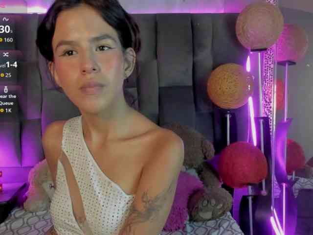 KatyaMonrooe KatyaMonrooe