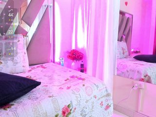 anisha-zambrano Porn Show