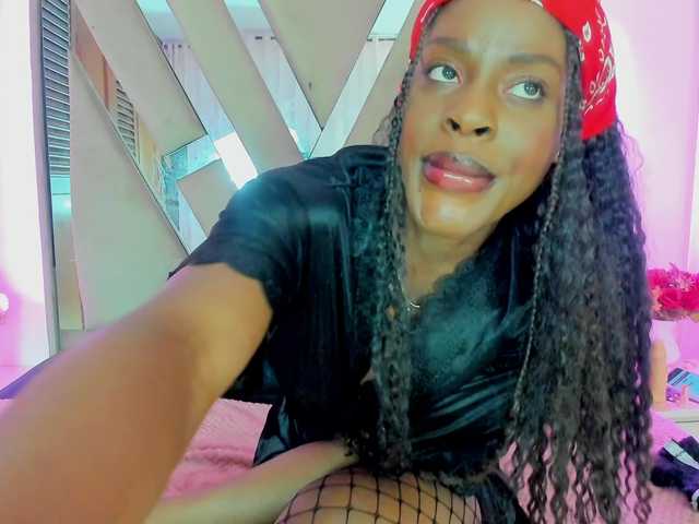 anisha-zambrano's BongaCams show and profile