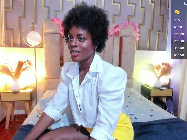 anisha-zambrano's BongaCams show and profile