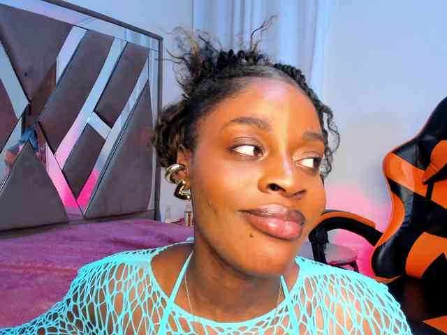 anisha-zambrano webcam