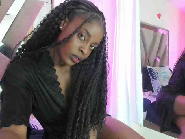 anisha-zambrano webcam