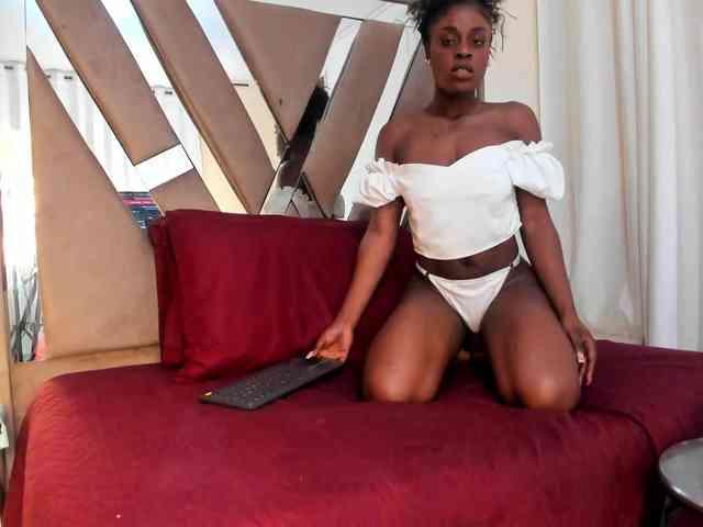 anisha-zambrano webcam