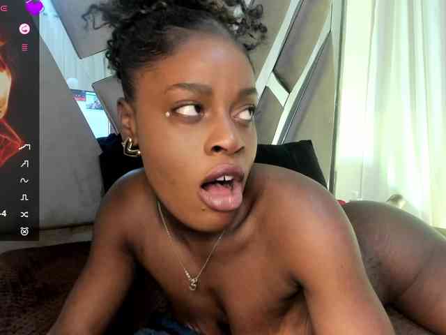 anisha-zambrano webcam