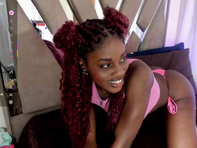 anisha-zambrano webcam