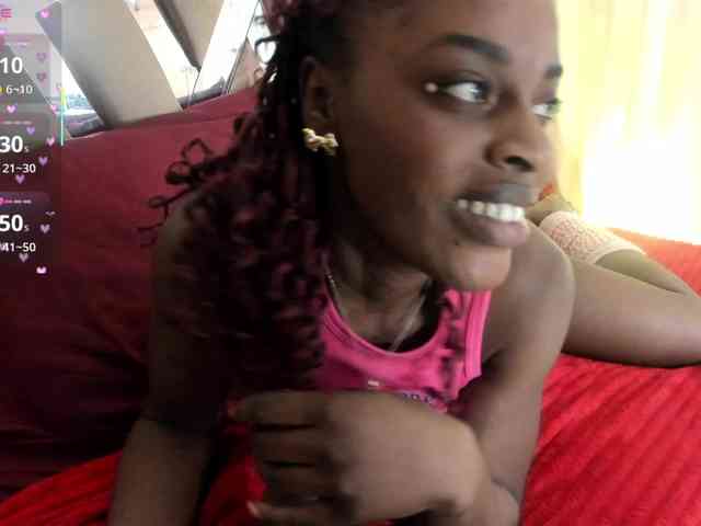 anisha-zambrano webcam