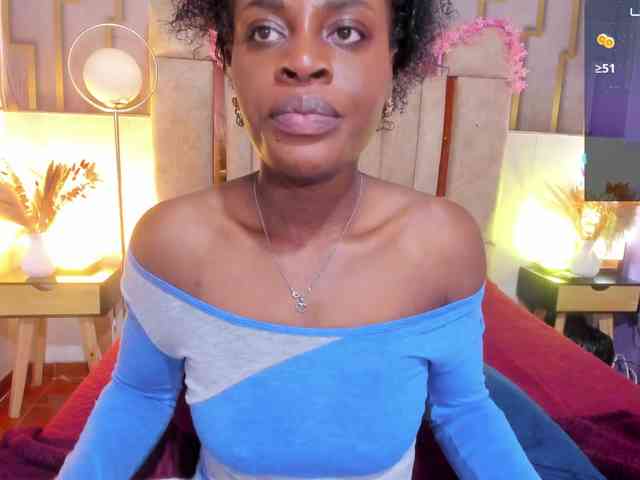 anisha-zambrano webcam