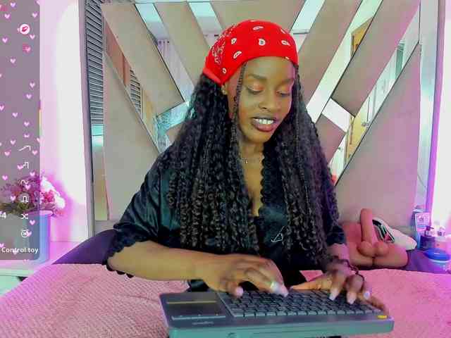 anisha-zambrano webcam