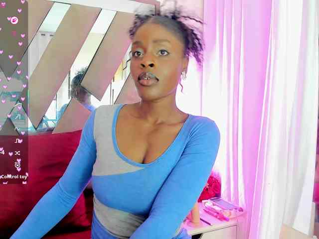 anisha-zambrano webcam