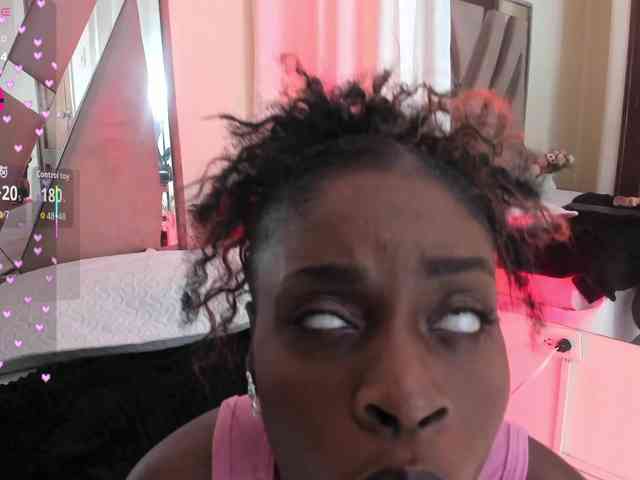 anisha-zambrano webcam