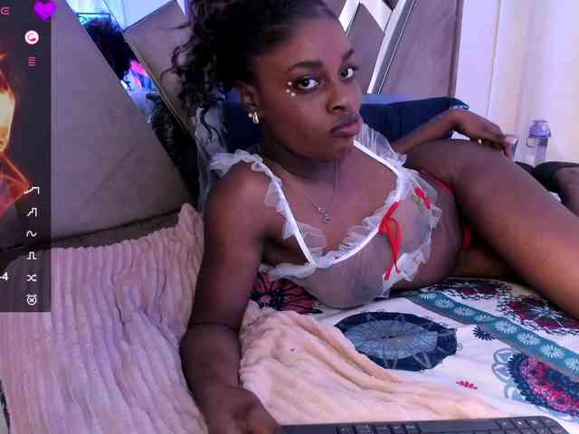 anisha-zambrano webcam