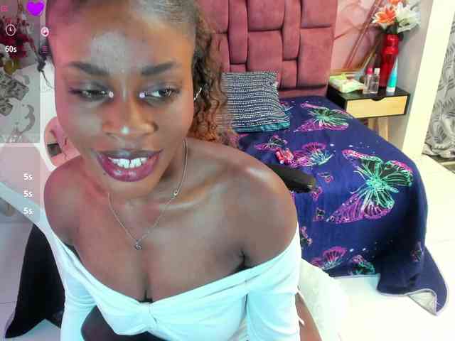 anisha-zambrano webcam