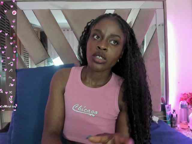 anisha-zambrano webcam