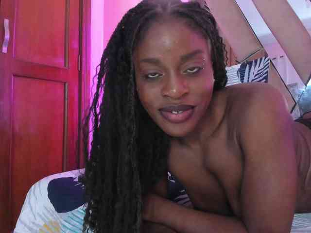 anisha-zambrano webcam