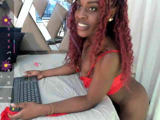 anisha-zambrano webcam