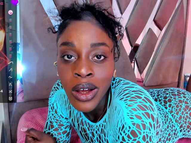 anisha-zambrano webcam