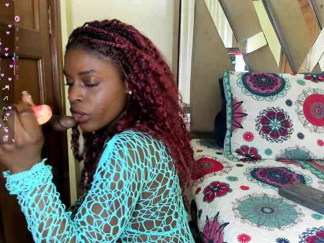 anisha-zambrano webcam