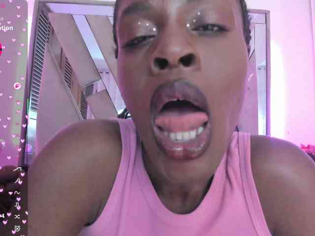 anisha-zambrano webcam