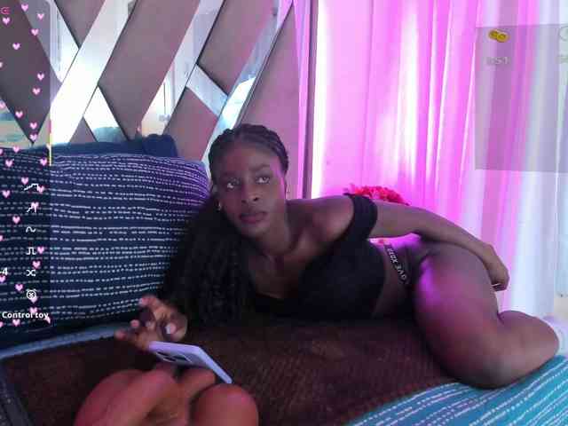 anisha-zambrano webcam