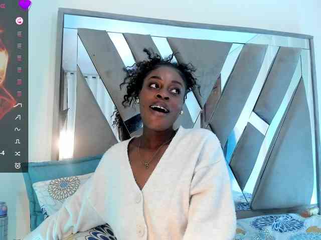 anisha-zambrano webcam