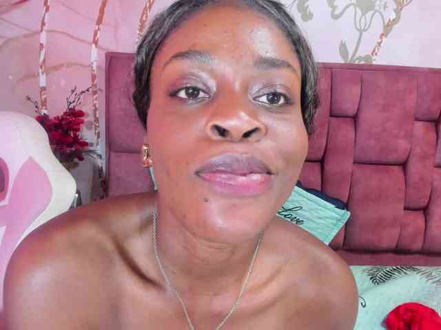 anisha-zambrano webcam