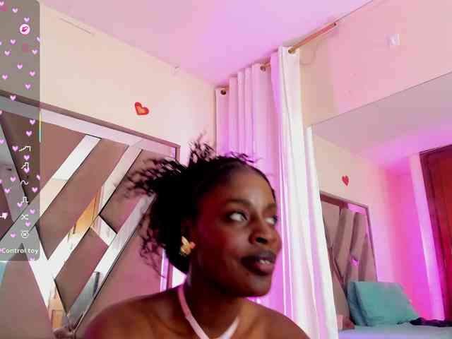 anisha-zambrano webcam