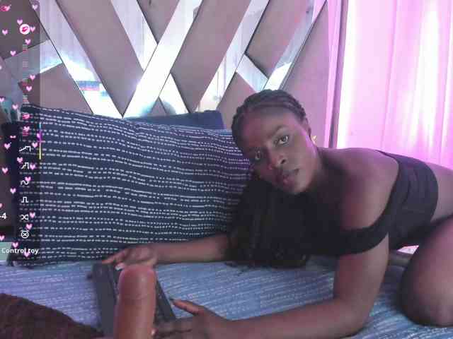 anisha-zambrano webcam