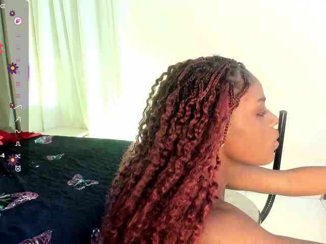 anisha-zambrano webcam