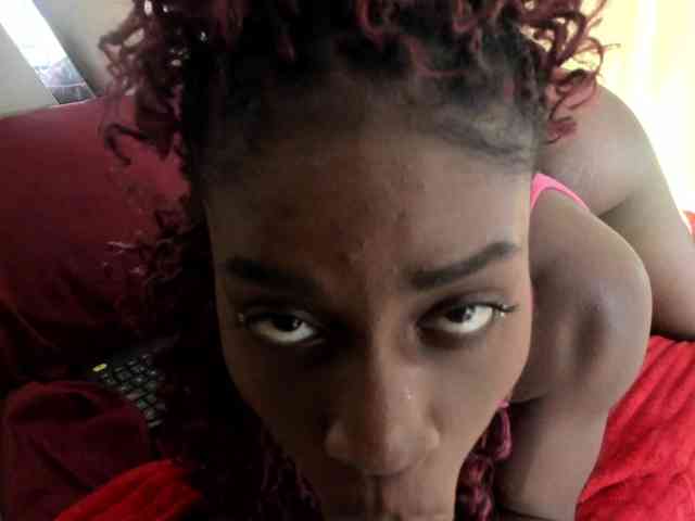 anisha-zambrano webcam