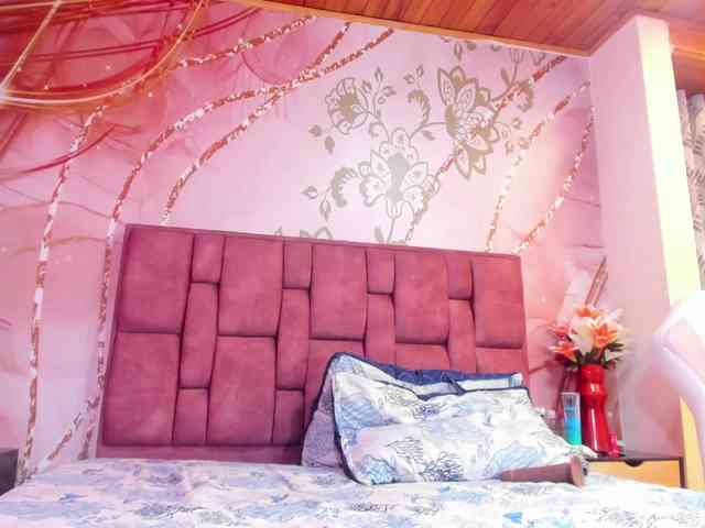 anisha-zambrano anisha-zambrano