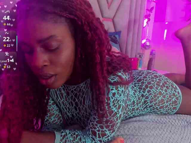 anisha-zambrano webcam