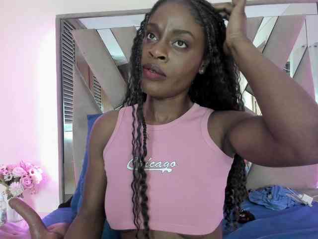 anisha-zambrano webcam