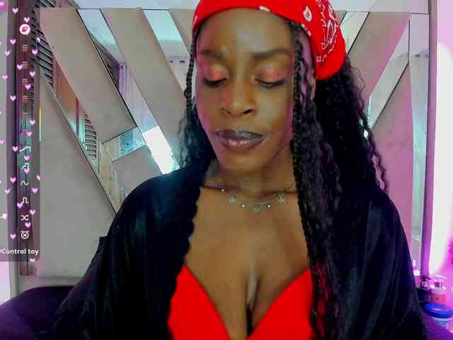 anisha-zambrano webcam