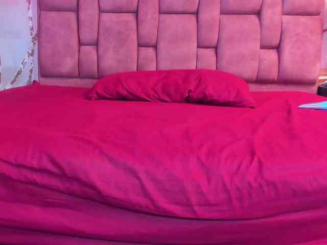 anisha-zambrano anisha-zambrano