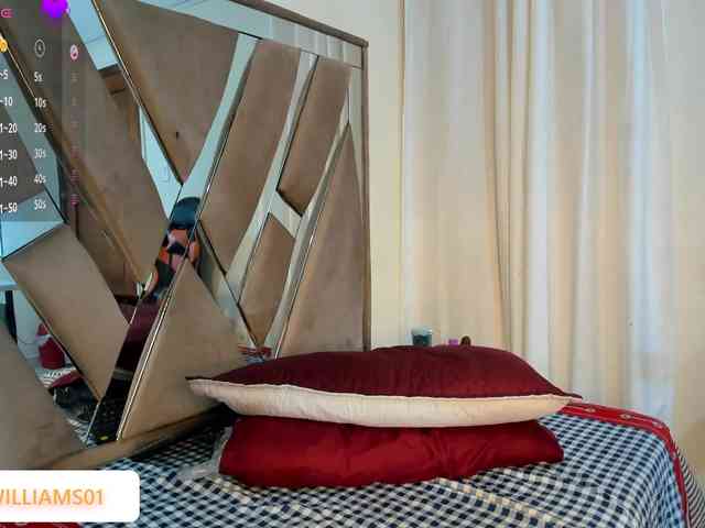 anisha-zambrano webcam