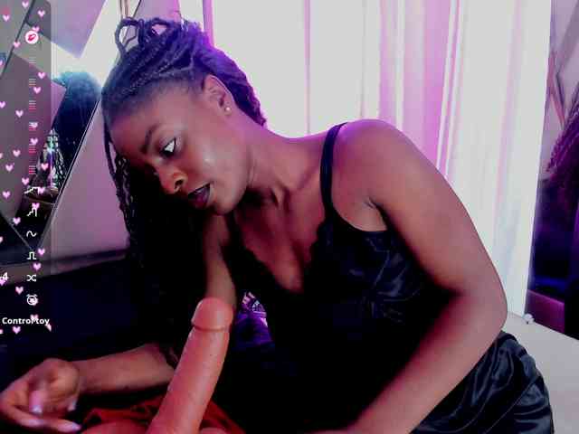 anisha-zambrano webcam