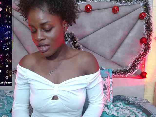 anisha-zambrano webcam