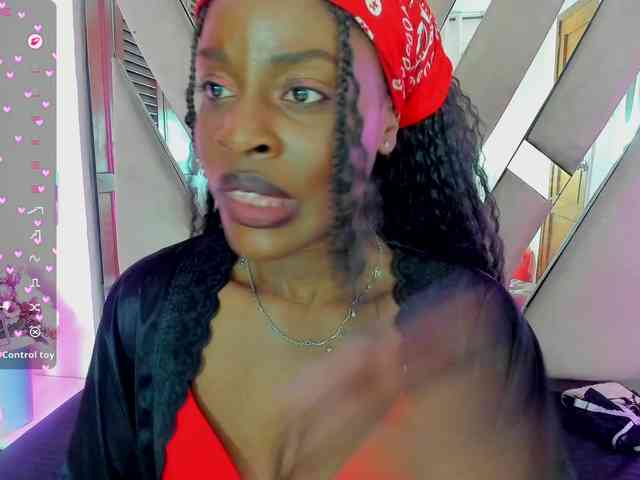 anisha-zambrano webcam