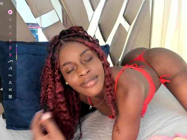 anisha-zambrano webcam