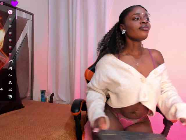 anisha-zambrano webcam