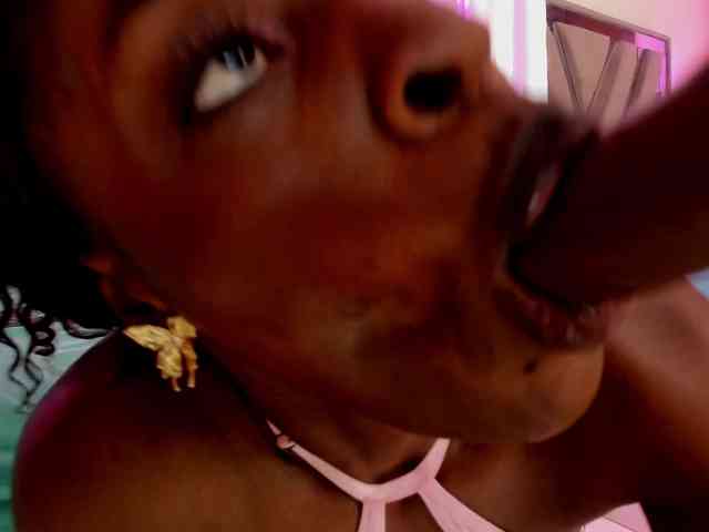 anisha-zambrano webcam