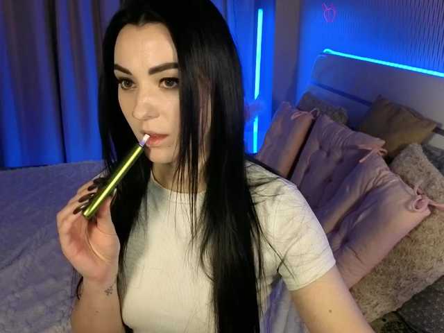 AdeleCherie's BongaCams show and profile