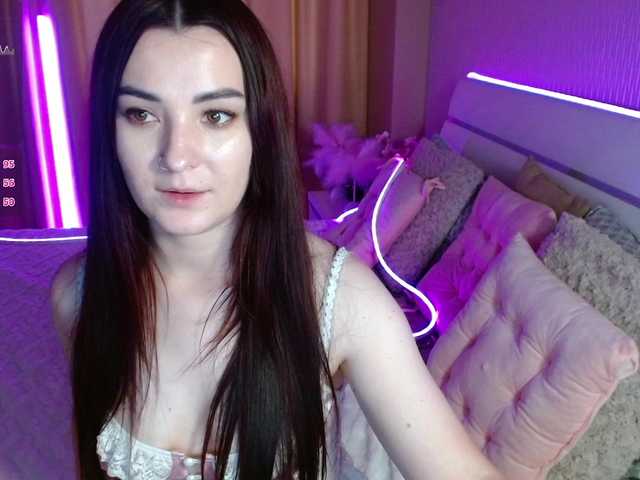 AdeleCherie's BongaCams show and profile