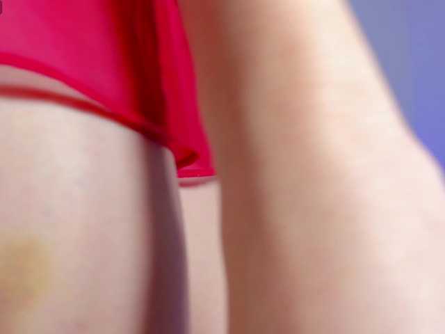 candydeluxe777's BongaCams show and profile