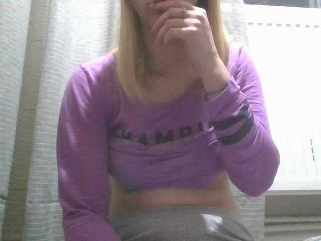 Irenne18's BongaCams show and profile